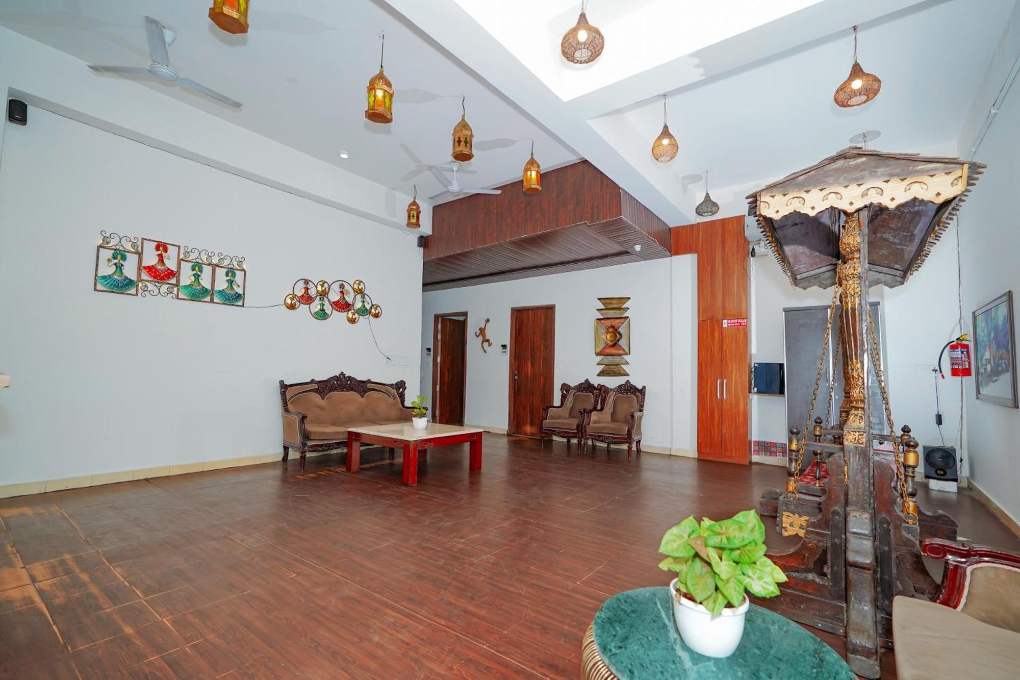 The Naga Rishikesh Hotel Buitenkant foto